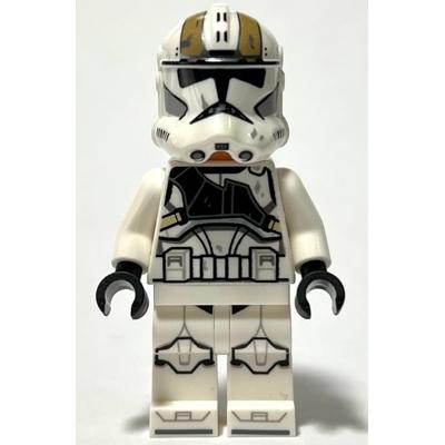 Clone Trooper Gunner (Phase 2) - Dirt Stains Nougat Head Helmet with Holes - Minifigure - New