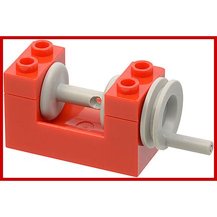 String Reel Winch 2 x 4 x 2 with Light Gray Drum - Part - 73037c00 - Red - used - Qty:1