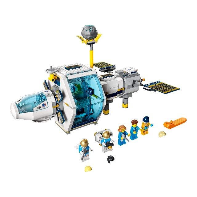 Lunar Space Station - Set - 60349