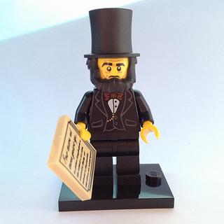 Abraham Lincoln The LEGO Movie (Complete Set with Stand and Accessories) - coltlm-5 - Set - New