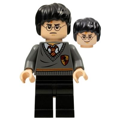 Harry Potter - Gryffindor Stripe and Shield Torso Black Legs - Minifigure - Used