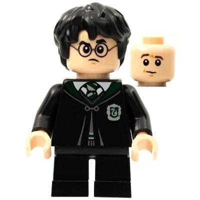 Harry Potter - Black Slytherin Robe and Short Legs (Gregory Goyle Transformation) - Minifigure