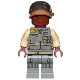 Rebel Trooper - Reddish Brown Head Helmet with Pearl Dark Gray Band (Corporal Tonc) - Minifigure - New